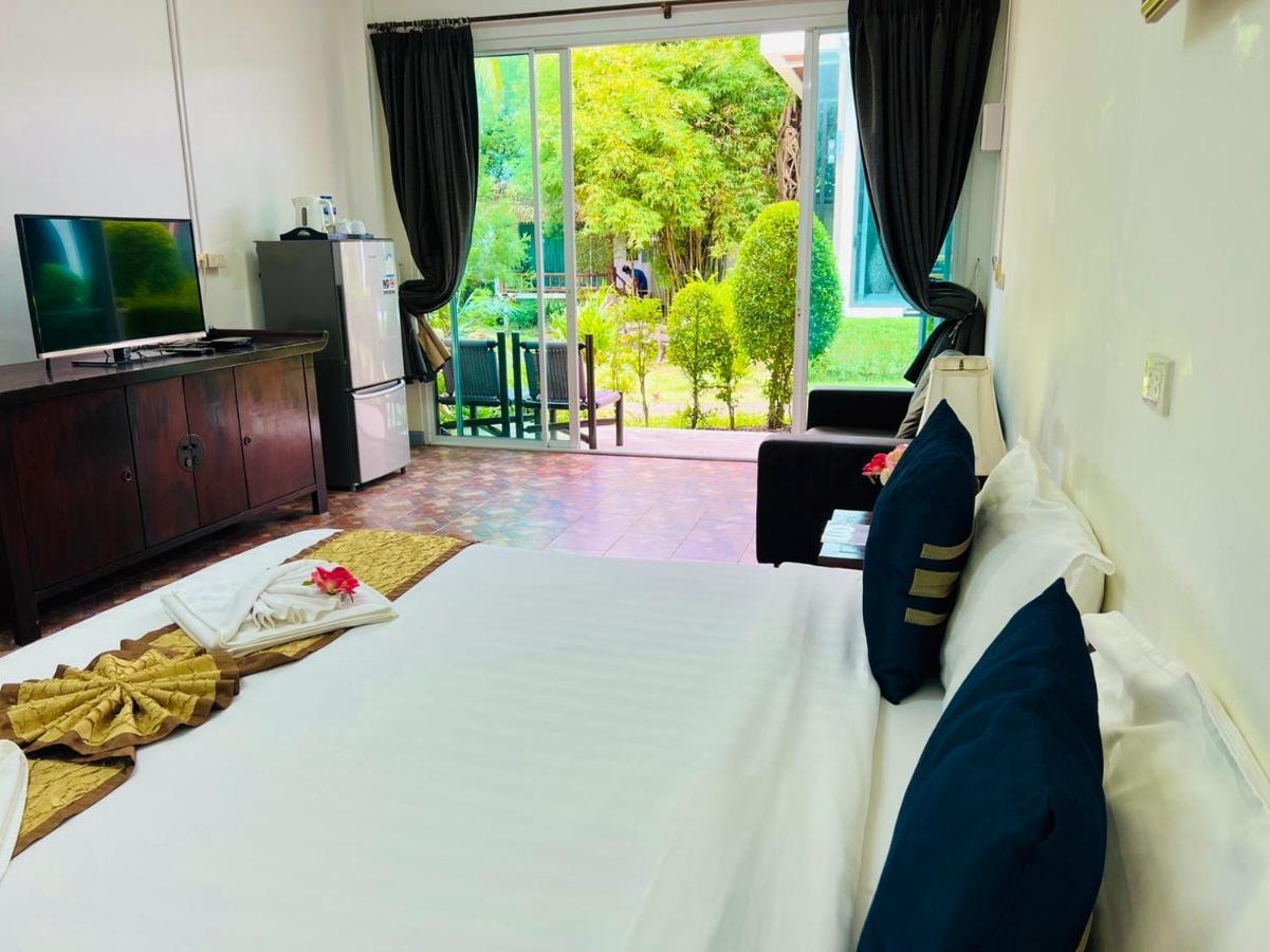 Bora Bora Villa Phuket Chalong Εξωτερικό φωτογραφία