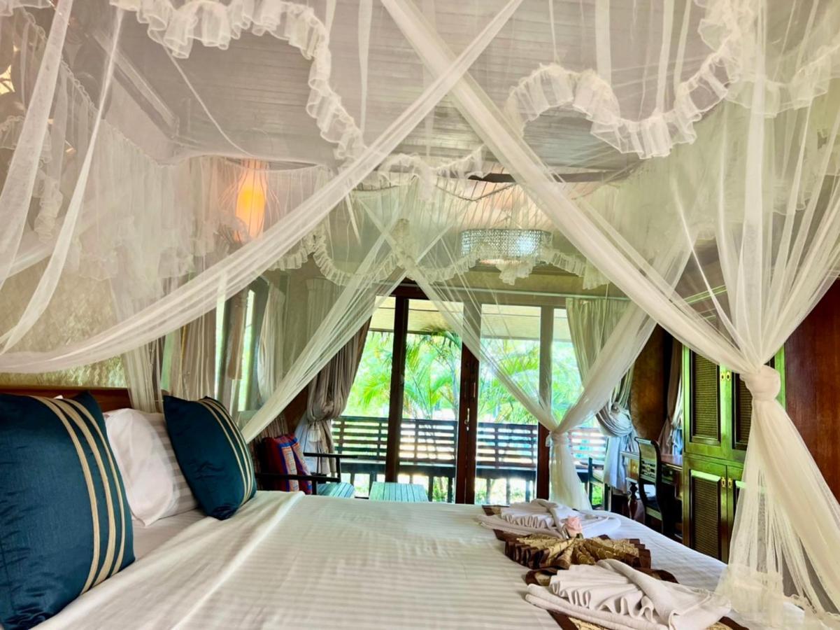 Bora Bora Villa Phuket Chalong Εξωτερικό φωτογραφία